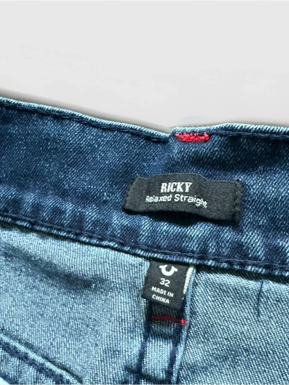 True Religion Ricky Big T Jeans Mens W32 L32 Dark Wash Red Stitch Flap